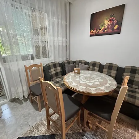 Capri 1 Bdr Apartment Plovdiv